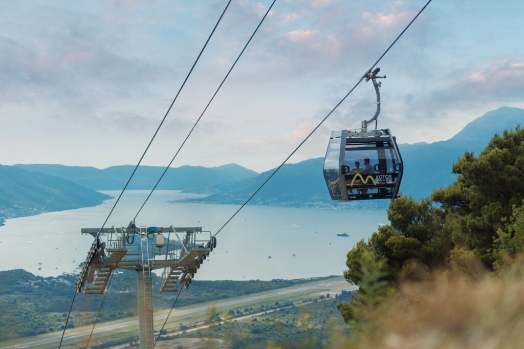 Žičara Kotor Lovćen, XEnergy, Leitner