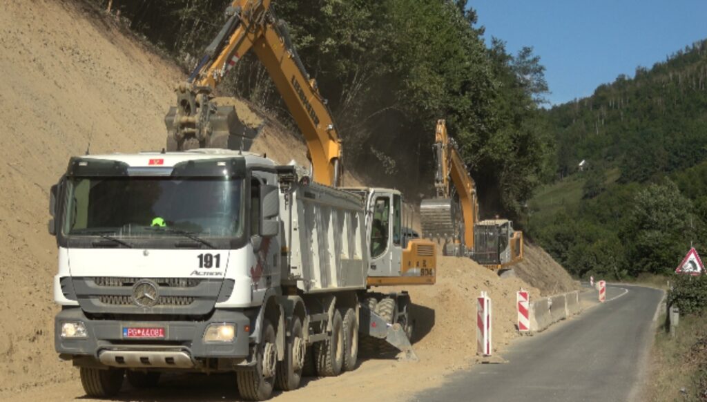 Bemax, road, put, construction