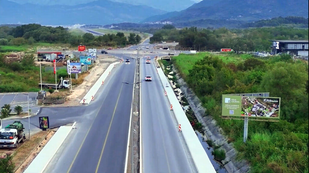 Bulevar Jaz Tivat, Uprava za saobraćaj