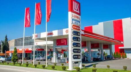 SAD odlažu prodaju Lukoilove imovine: Naftni gigant postaje moneta u mirovnim pregovorima