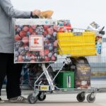 prodavnica, shopping, kupovina, supermarket, shopping cart, Kaufland, cijene, hrana, food, inflation, costs, prices, inflation