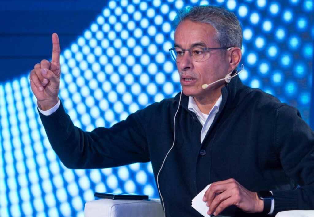 Mohamed Alabar, Alabbar