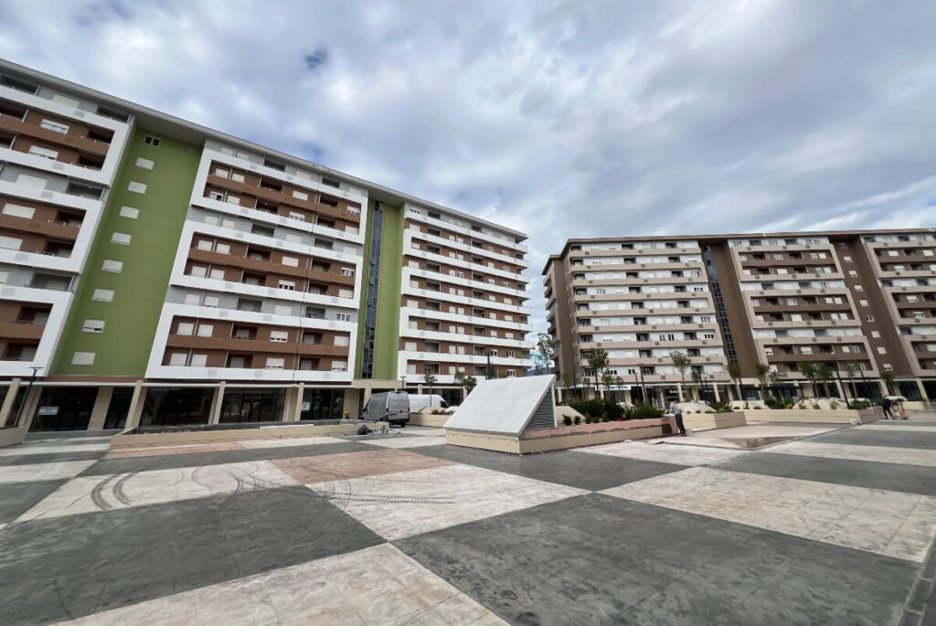 central point podgorica, zetagradnja, zgrada, stambena zgrada, kvart, građevina, stanovi