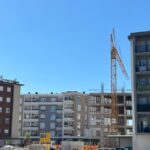 zgrada podgorica, stanovi, stambena zgrada, stambeni kvart, gradilište, kran, dizalica, construction, building, apartments, block