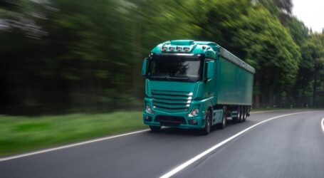 Nakon pritiska iz više zemalja regiona: EU traži privremeno rješenje za boravak vozača kamiona