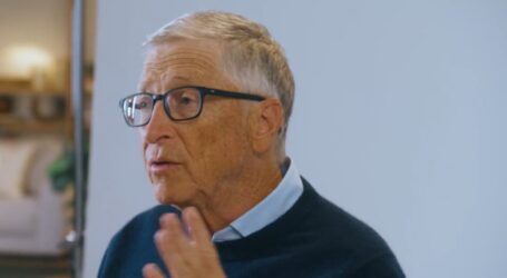 Bil Gejts: Vještačka inteligencija daje razloge za optimizam, ali svijet mora hitno odgovoriti na tri velika pitanja