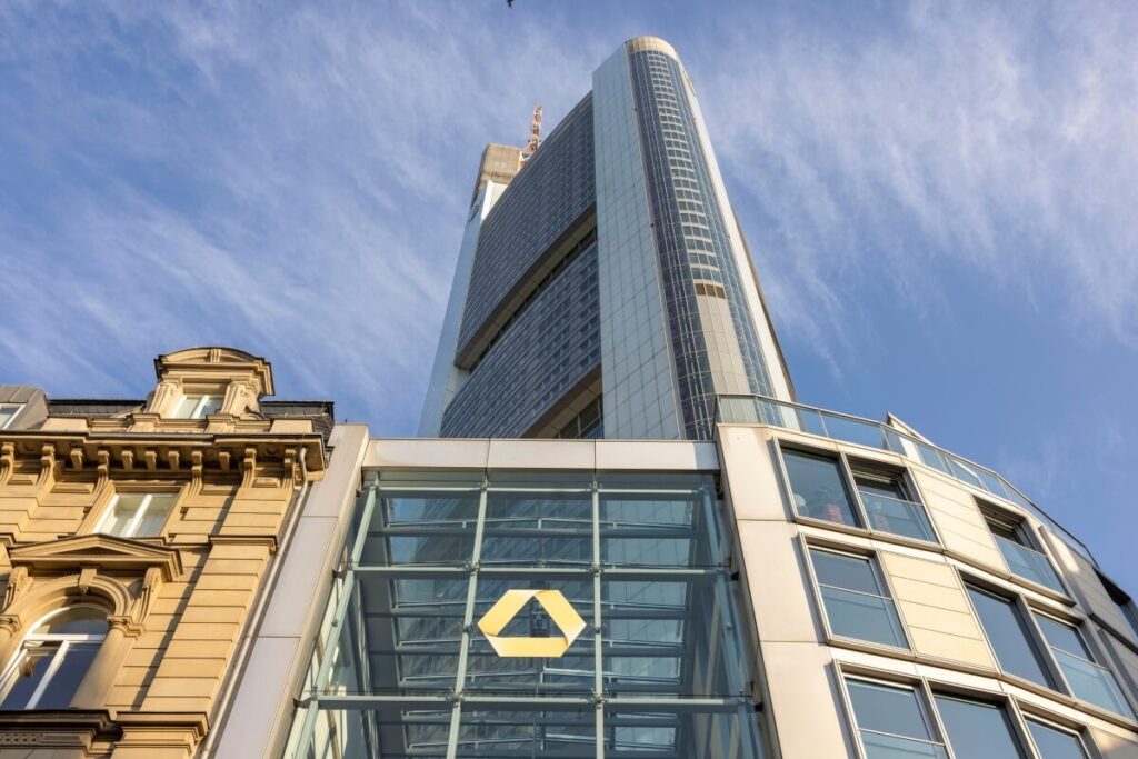 Commerzbank, Komercbanka