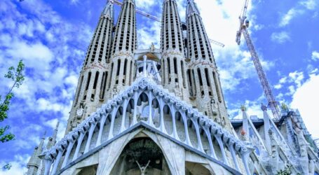 Crkva koju posjeti više ljudi nego cijelu Crnu Goru: Sagrada Família kao lekcija iz turizma, novca i identiteta