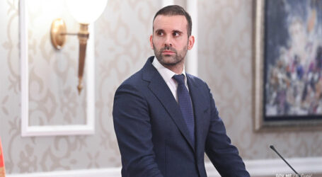 Spajić najavio „Euro model“: Minimalne zarade od 1.000 do 1.400 eura od januara