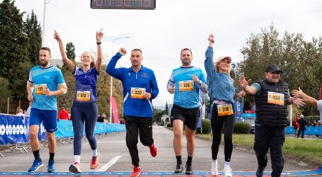 Za svaki pređeni kilometar NLB Banka donira 10 eura za unapređenje uslova u porodilištima širom Crne Gore